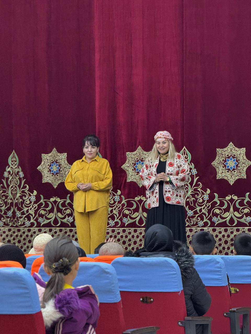 Surxondaryo viloyat qo‘g‘irchoq teatrida “Teatr tomoshalar haftaligi”