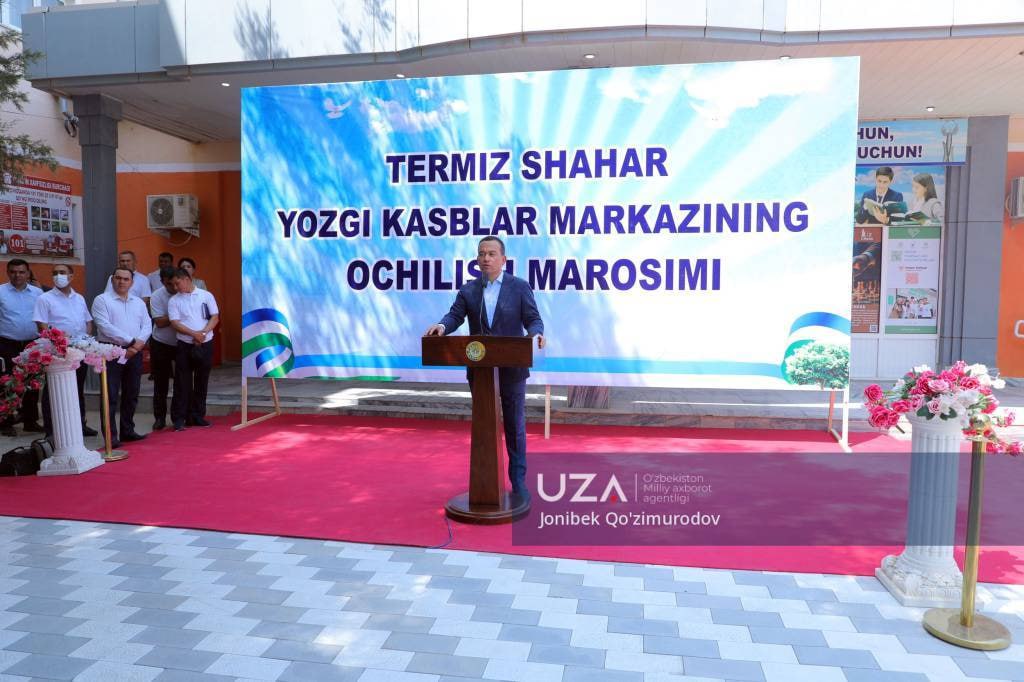 UzA | Surxondaryo viloyatida "Dolzarb 90 kunlik" doirasida "Kasb markazlari" ish boshladi