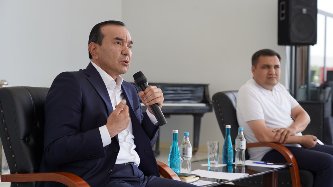 #Vazir_va_yoshlar_uchrashuvi