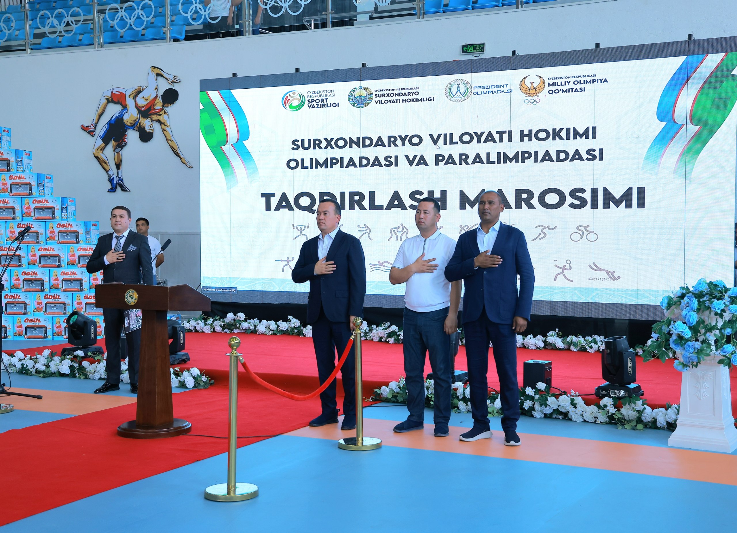 Termiz shahridagi "Kurash majmuada" "Surxondaryo viloyati hokimiligi olimpiadasi" sport musobaqasining taqdirlash marosimi bo'lib o'tdi