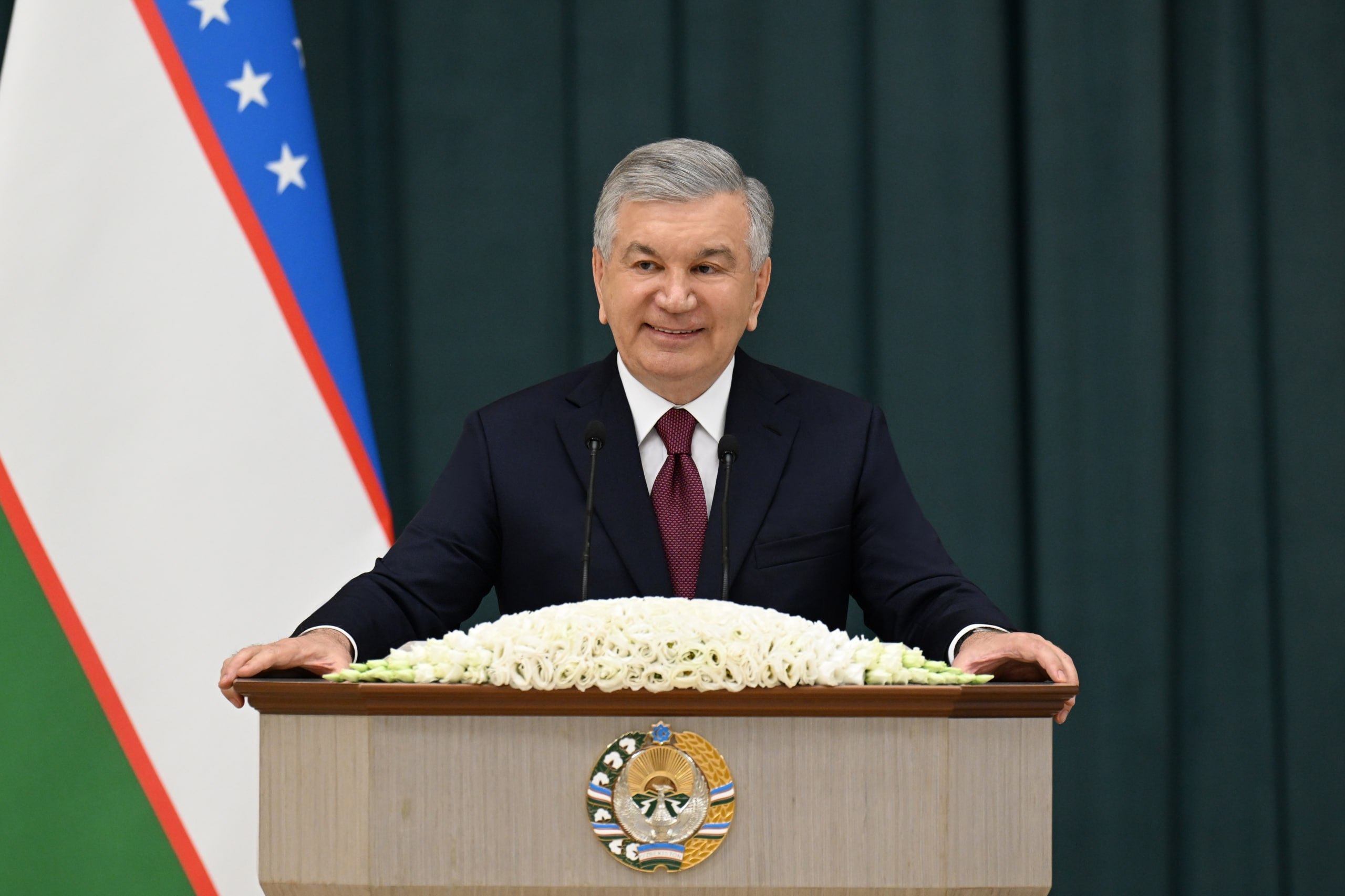 Prezident Shavkat Mirziyoyev madaniyat va sanʼat sohasi vakillari bilan uchrashuv oʻtkazdi. (https://president.uz/oz/lists/view/9268)