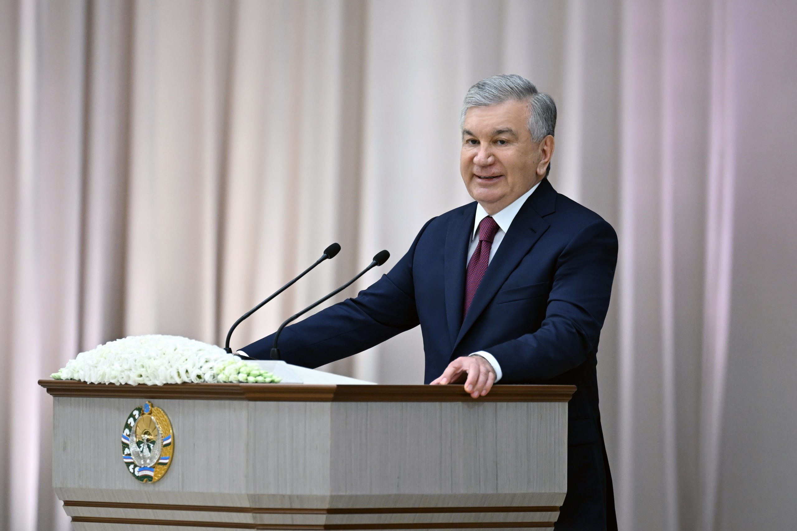 Prezident Shavkat Mirziyoyevning madaniyat va sanʼat sohasi xodimlari bilan uchrashuvi boshlandi.